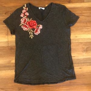 ✨5 for $25✨ Black/Gray Stripe with Floral Patch Tee